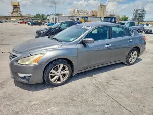 Nissan Altima 2.5L 4 2015