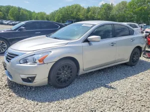 Nissan Altima 2.5L 4 2015