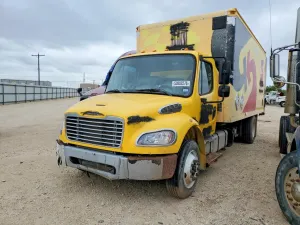 Freightliner Business Class M2 6.7L 6 2012