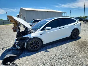 Tesla Model X 2022