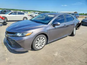 Toyota Camry 2.5L 4 2020
