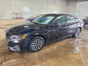 Nissan Altima 2.5L 4 2025