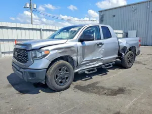 Toyota Tundra 5.7L 8 2021