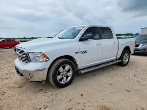 RAM 1500 5.7L 8 2015