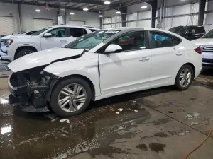 Hyundai Elantra 2.0L 4 2019