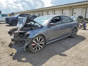 Volkswagen Passat 3.6L 6 2018
