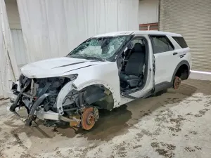 Ford Explorer 3.3L 6 2022