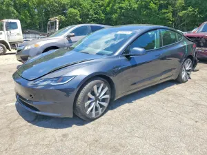 Tesla Model 3 2024