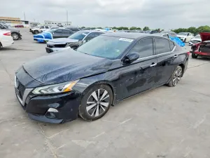 Nissan Altima 2.5L 4 2019