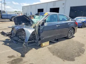 Nissan Altima 2.5L 4 2017