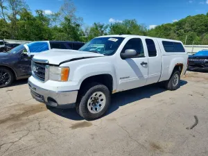 GMC Sierra 4.8L 8 2011