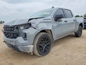 Chevrolet Silverado 1500 2.7L 4 2024