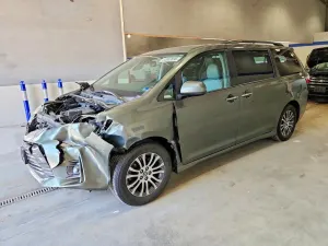 Toyota Sienna 3.5L 6 2020