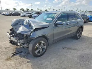 Mercedes-Benz GLC 2.0L 4 2017
