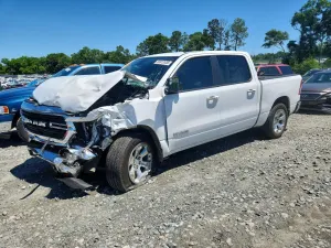 RAM 1500 5.7L 8 2020