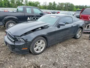 Ford Mustang 3.7L 6 2014