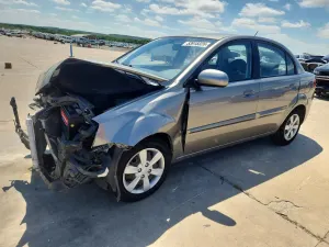 Kia Rio 1.6L 4 2010