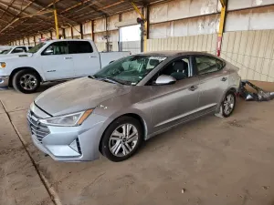 Hyundai Elantra 2.0L 4 2020