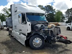 Volvo VNL 12.8L 6 2014