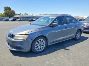 Volkswagen Jetta 2.5L 5 2013