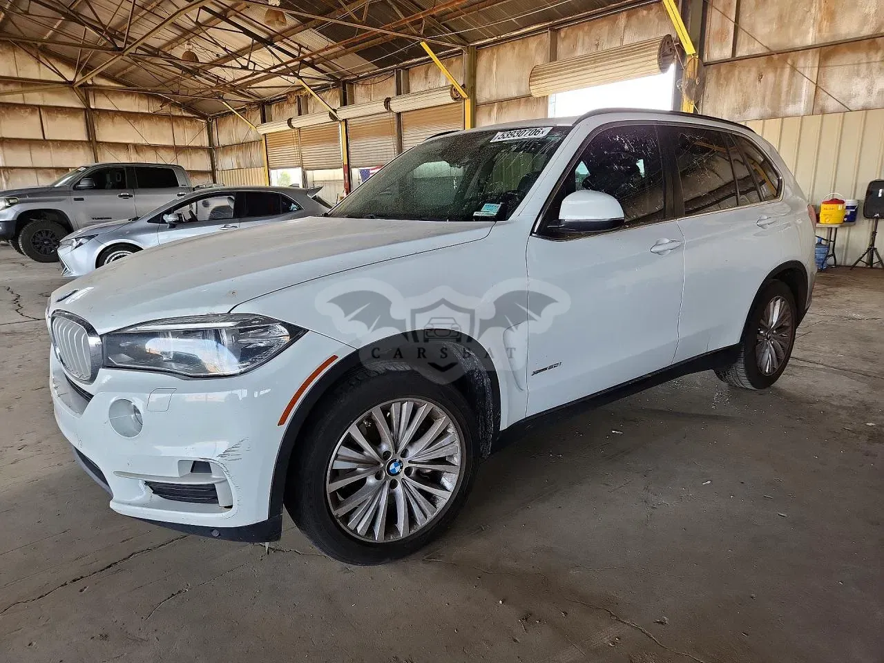 BMW X5 4.4L 8 2015