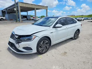 Volkswagen Jetta 1.4L 4 2020