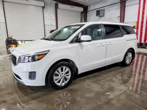 Kia Sedona 3.3L 6 2017