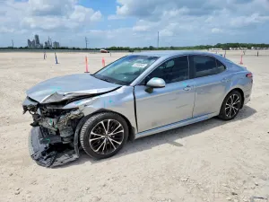Toyota Camry 2.5L 4 2018