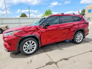 Toyota Highlander 2.4L 4 2024