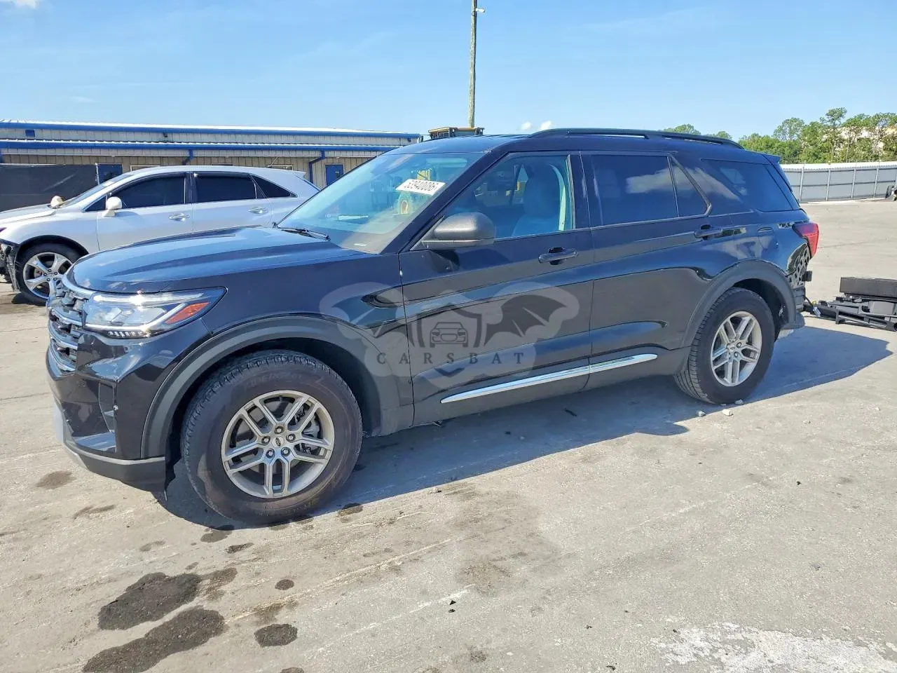 Ford Explorer 2.3L 4 2025
