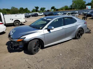 Toyota Camry 2.5L 4 2020