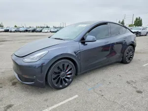 Tesla Model Y 2024