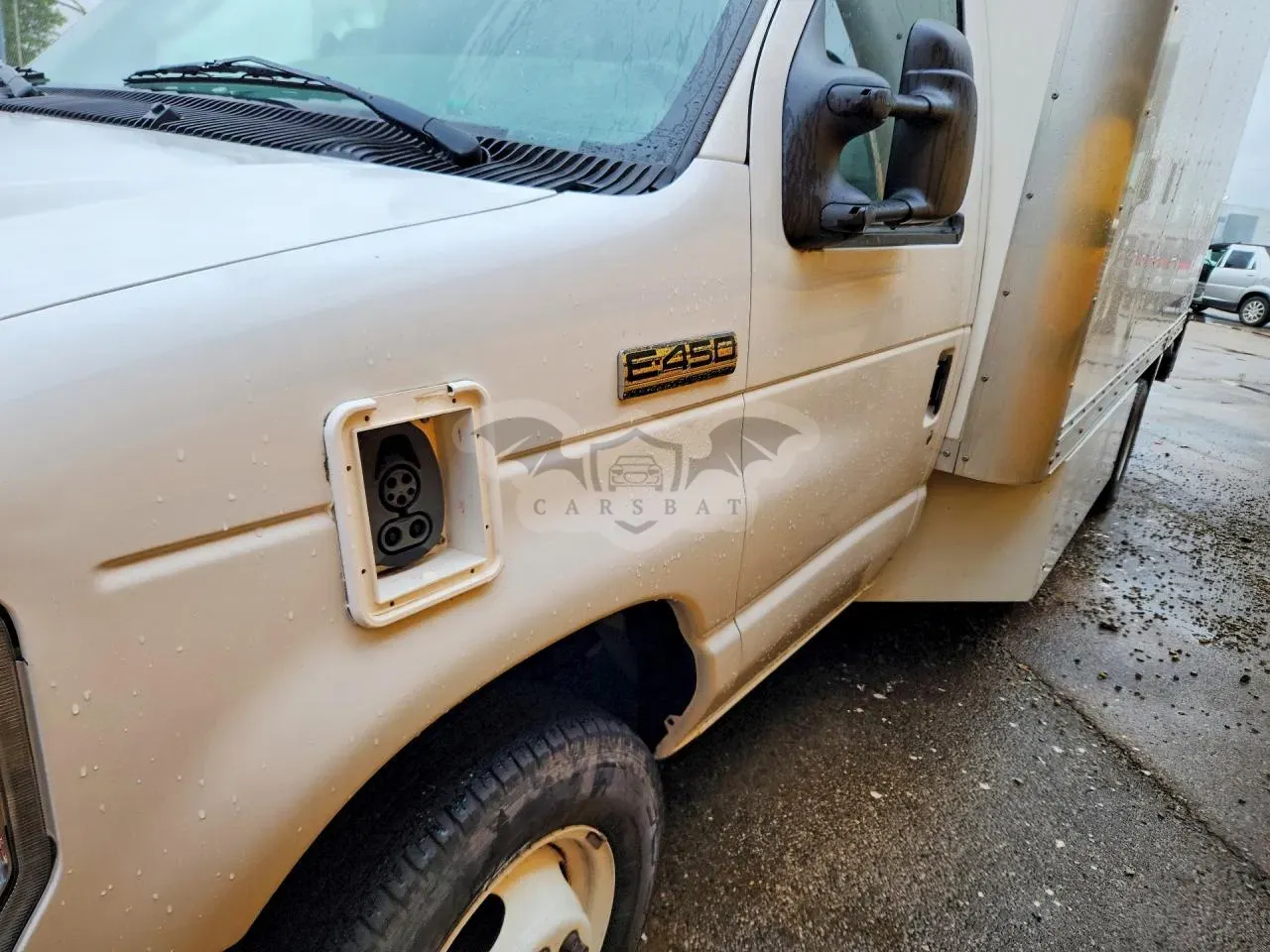 Ford E-450 7.3L 8 2021