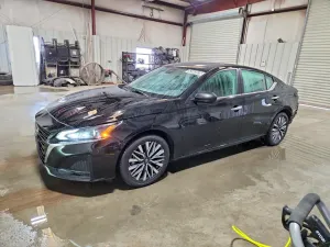 Nissan Altima 2.5L 4 2025