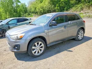 Mitsubishi Outlander 2.0L 4 2014