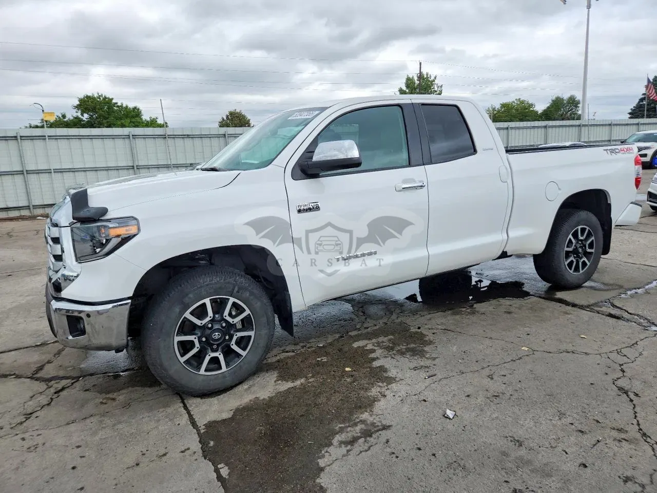 Toyota Tundra 5.7L 8 2021