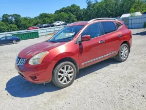 Nissan Rogue 2.5L 4 2012