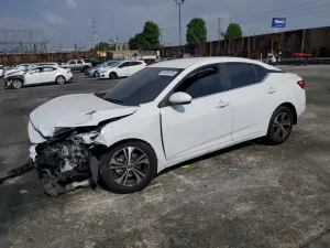 Nissan Sentra 2.0L 4 2023