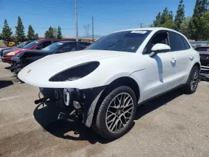 Porsche Macan 2.0L 4 2019