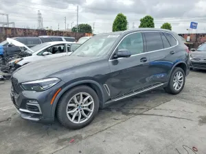 BMW X5 3.0L 6 2021