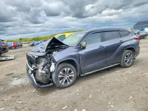 Toyota Highlander 2.4L 4 2023