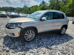 Volkswagen Tiguan 2.0L 4 2013