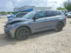 Volkswagen Tiguan 2.0L 4 2024
