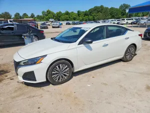 Nissan Altima 2.5L 4 2025