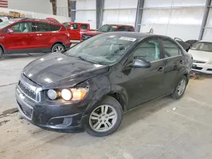 Chevrolet Aveo (Sonic) 1.4L 4 2013