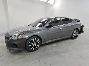 Nissan Altima 2.5L 4 2020