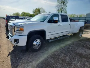 GMC Sierra 6.6L 8 2015