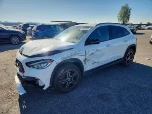 Mercedes-Benz GLA 2.0L 4 2022