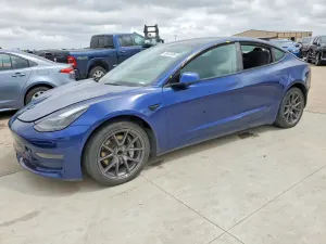 Tesla Model 3 2022