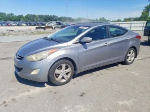Hyundai Elantra 1.8L 4 2013